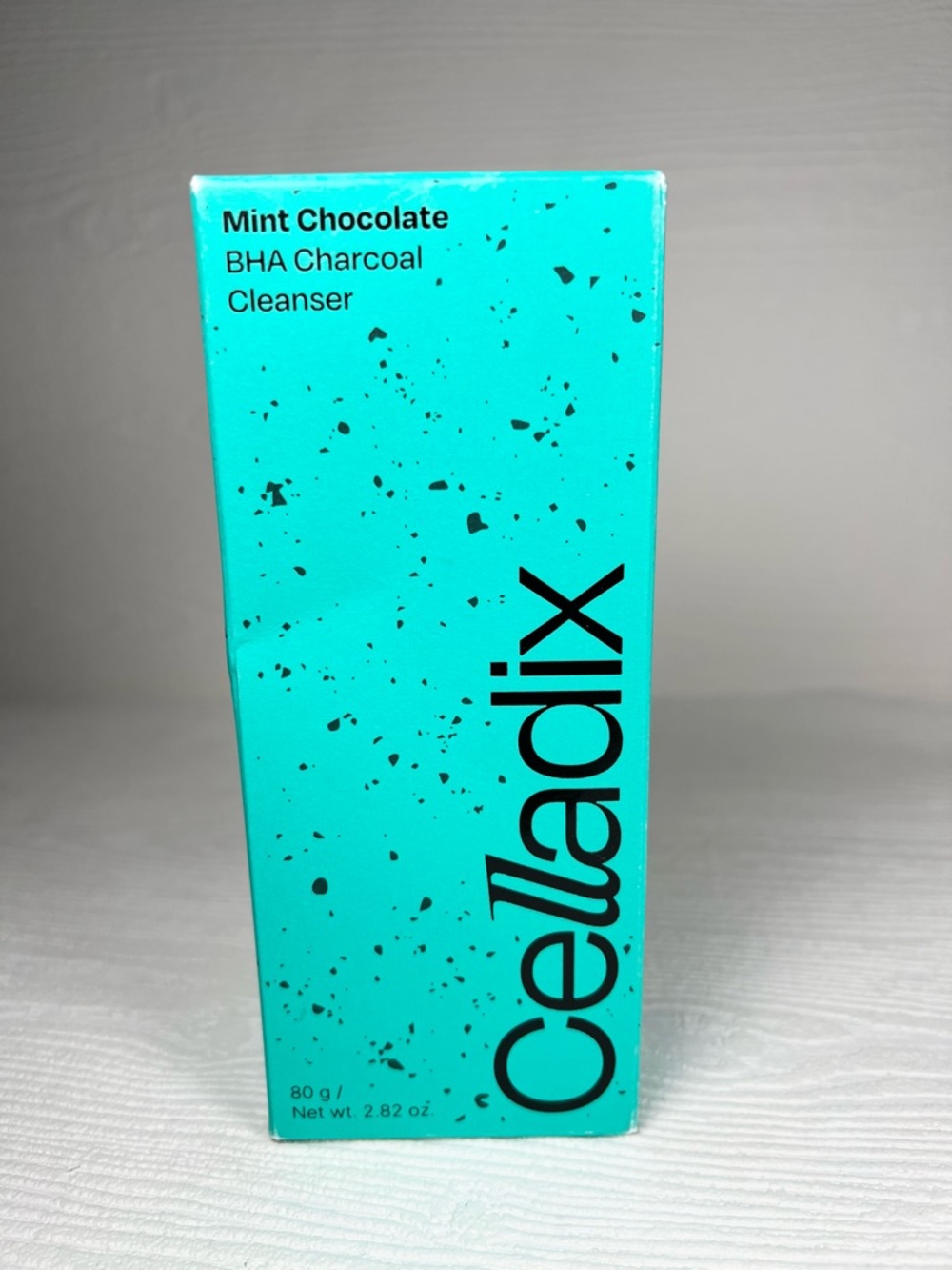 Korean Skincare Celladix Mint Chocolate BHA Charcoal Face Cleanser - Picture 2 of 14